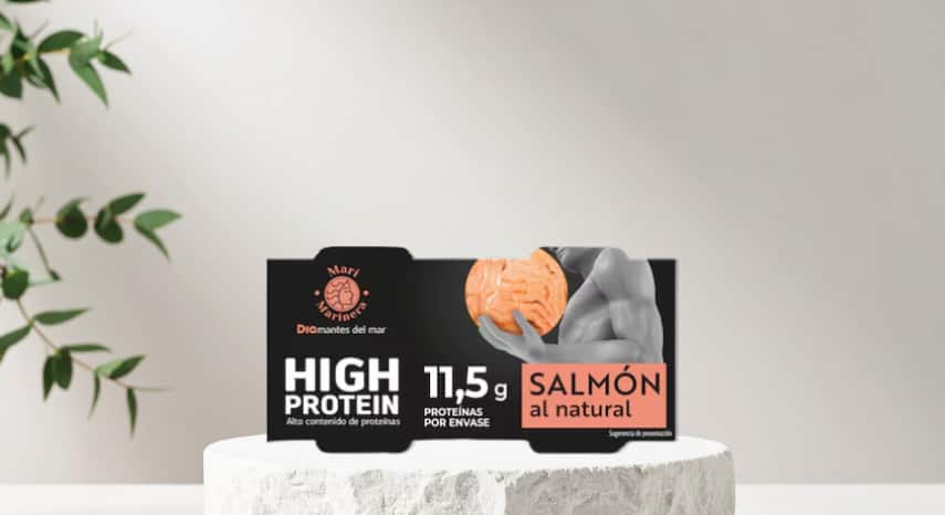 Delicioso salmón al natural alto en proteínas pensado para potenciar tus ensaladas o preparar una deliciosa tosta con pan alto en proteínas